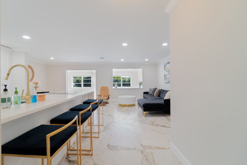 The Villa 940